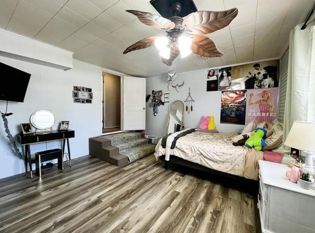 805 S 2nd Street, Ganado, TX 77962