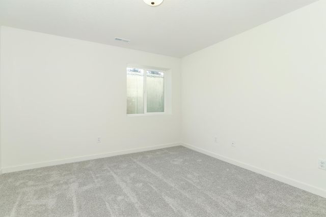 5346 Pinecrest Ct N, Bel Aire, KS 67220