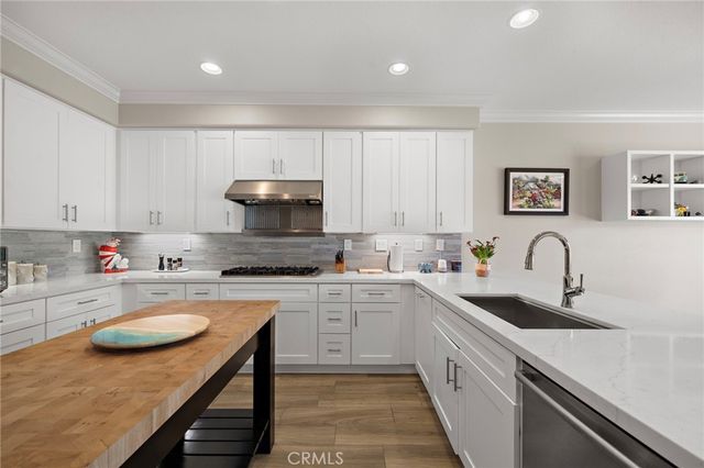 82 Avenida Cristal, San Clemente, CA 92673
