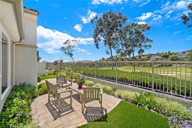 82 Avenida Cristal, San Clemente, CA 92673