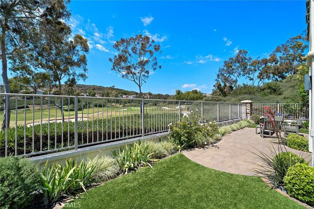 82 Avenida Cristal, San Clemente, CA 92673
