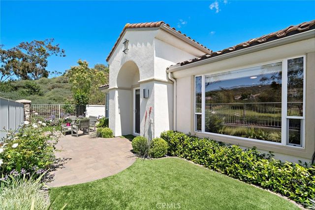 82 Avenida Cristal, San Clemente, CA 92673