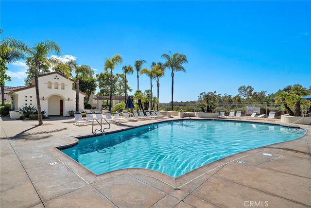 82 Avenida Cristal, San Clemente, CA 92673