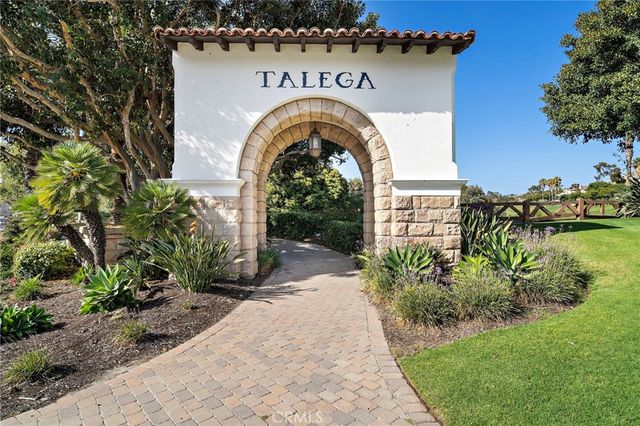 82 Avenida Cristal, San Clemente, CA 92673