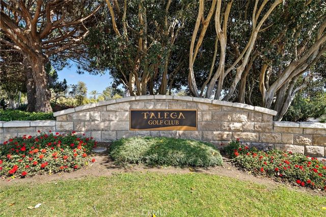 82 Avenida Cristal, San Clemente, CA 92673