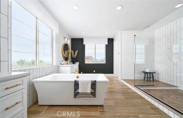 21156 Poema Place, Chatsworth (los Angeles), CA 91311