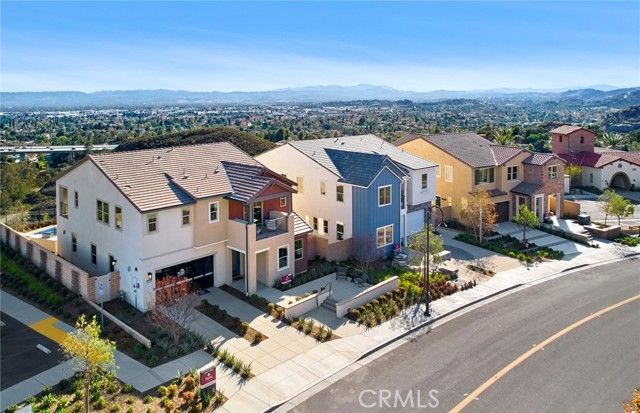 21156 Poema Place, Chatsworth (los Angeles), CA 91311