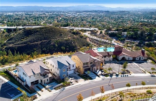 21156 Poema Place, Chatsworth (los Angeles), CA 91311