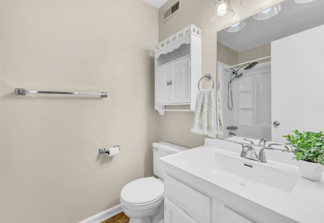542 Roselawn Dr, Clarksville, TN 37042