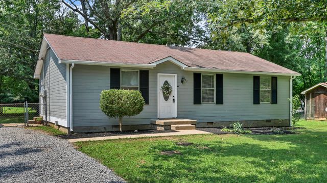 542 Roselawn Dr, Clarksville, TN 37042
