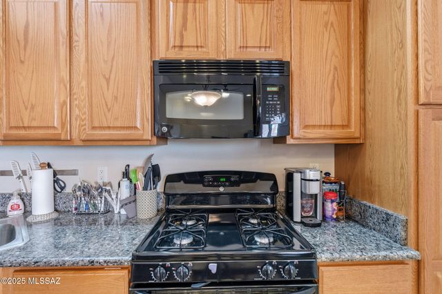 1309 Golden Gate Way, Tubac, AZ 85646