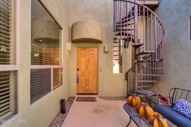 1309 Golden Gate Way, Tubac, AZ 85646