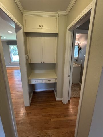 3875 Lambert Avenue, Fort Worth, TX 76109