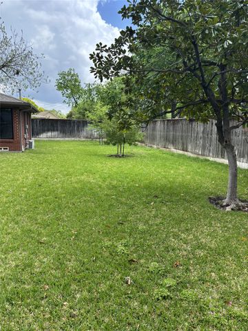 3875 Lambert Avenue, Fort Worth, TX 76109