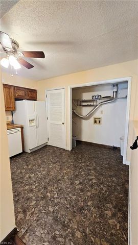 575 Ayrshire WAY, Newport News, VA 23602