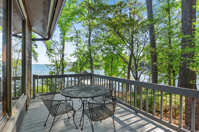 270 Harrison Point, Lexington, SC 29072