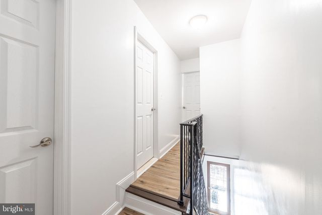 1037 SNYDER AVE, Philadelphia, PA 19148