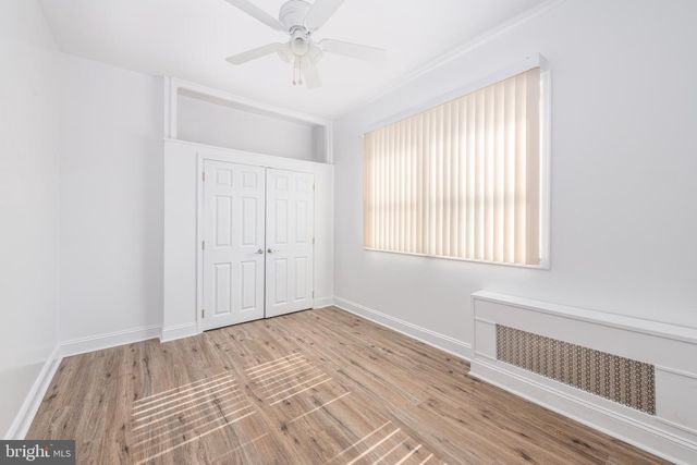 1037 SNYDER AVE, Philadelphia, PA 19148