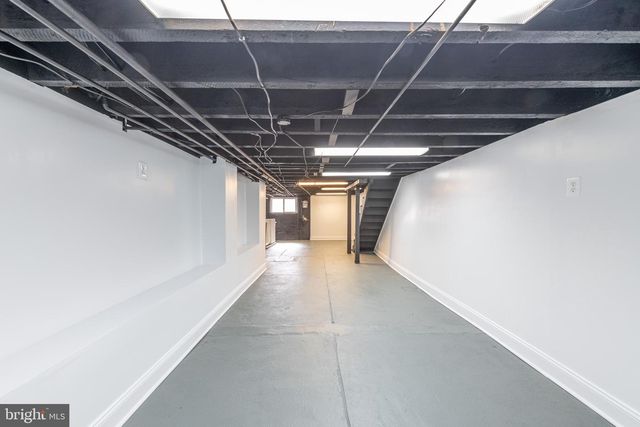 1037 SNYDER AVE, Philadelphia, PA 19148