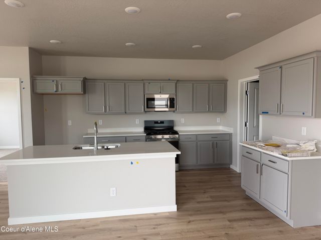3199 N Pale Fox ST, Post Falls, ID 83854
