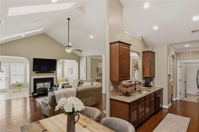 5249 Abbot Lane, Walkertown, NC 27051