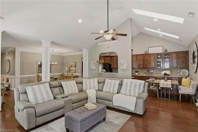 5249 Abbot Lane, Walkertown, NC 27051