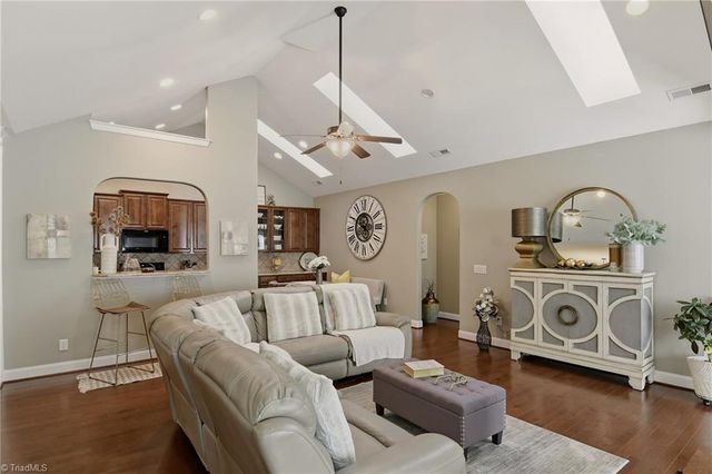 5249 Abbot Lane, Walkertown, NC 27051