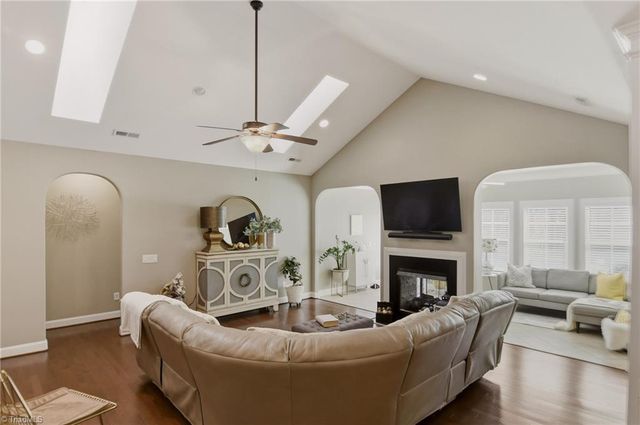 5249 Abbot Lane, Walkertown, NC 27051
