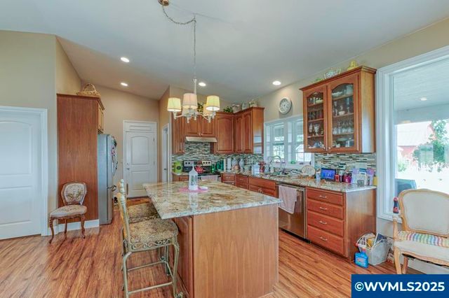 3487 Orchard Heights Rd NW, Salem, OR 97304