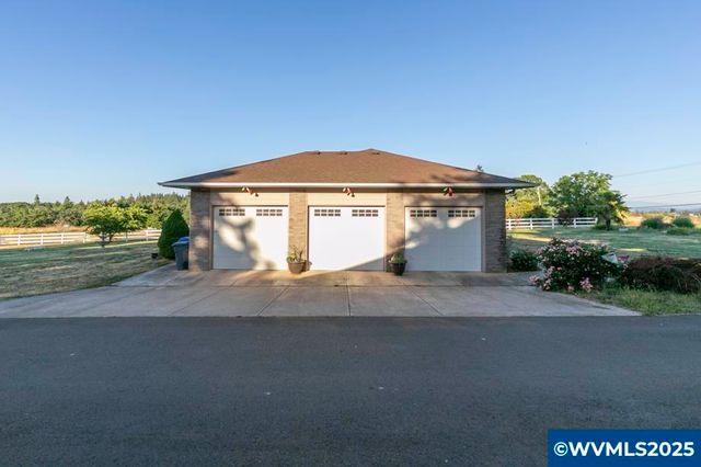 3487 Orchard Heights Rd NW, Salem, OR 97304