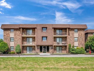2237 175th Street 1B, Lansing, IL 60438