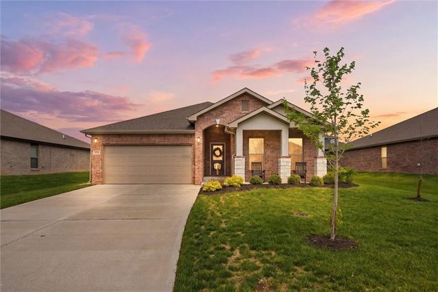 22662 W 89th Street, Lenexa, KS 66227