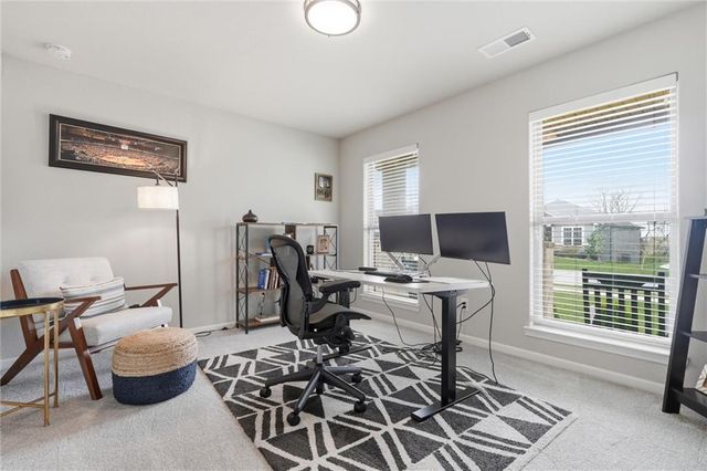 22662 W 89th Street, Lenexa, KS 66227