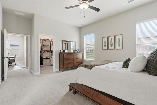 22662 W 89th Street, Lenexa, KS 66227