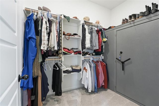 22662 W 89th Street, Lenexa, KS 66227