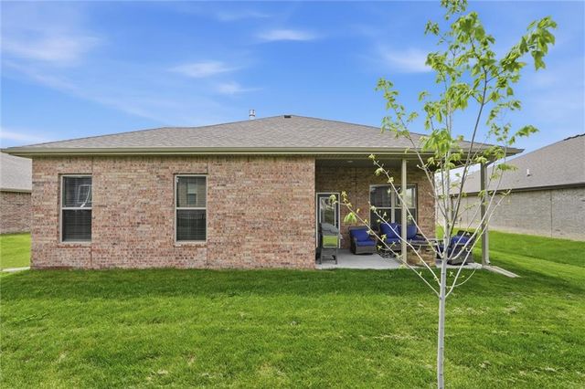 22662 W 89th Street, Lenexa, KS 66227