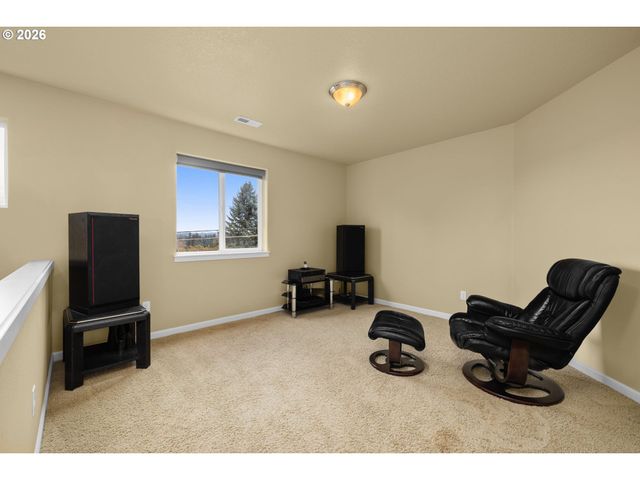 15623 Sw RAPHAEL Ln, Portland, OR 97224