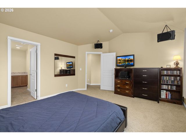 15623 Sw RAPHAEL Ln, Portland, OR 97224