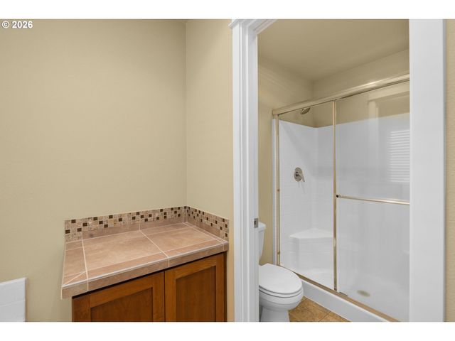 15623 Sw RAPHAEL Ln, Portland, OR 97224