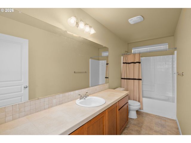 15623 Sw RAPHAEL Ln, Portland, OR 97224