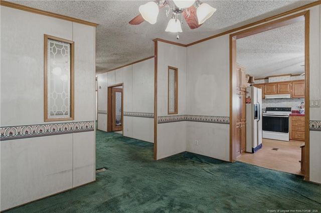 7307 Roslin Farm Road, Hope Mills, NC 28348