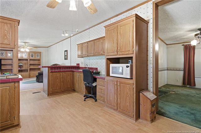 7307 Roslin Farm Road, Hope Mills, NC 28348