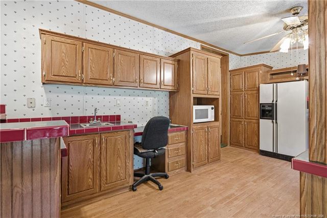 7307 Roslin Farm Road, Hope Mills, NC 28348