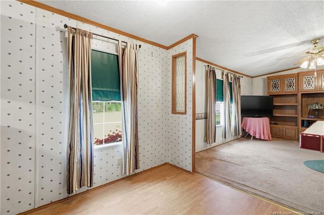 7307 Roslin Farm Road, Hope Mills, NC 28348