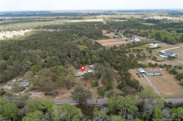 7307 Roslin Farm Road, Hope Mills, NC 28348