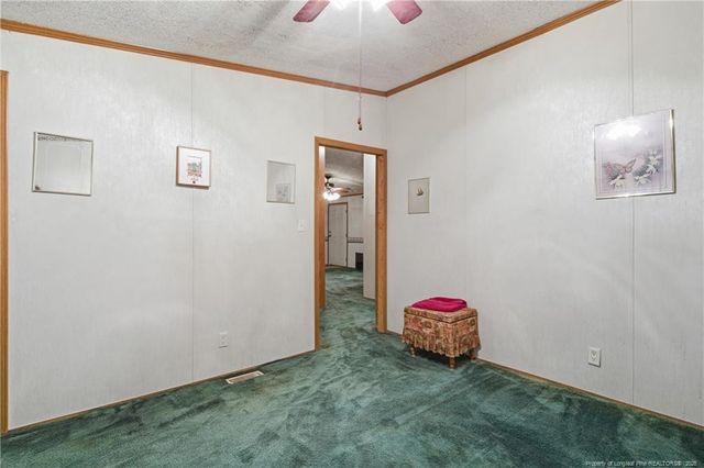 7307 Roslin Farm Road, Hope Mills, NC 28348