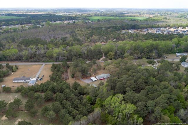 7307 Roslin Farm Road, Hope Mills, NC 28348