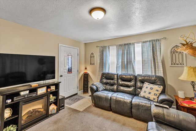 270 W COLLEGE ST, Rocky Mount, VA 24151