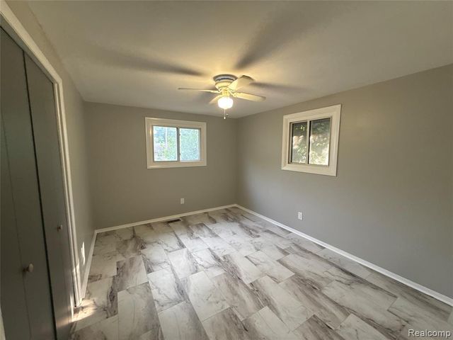 3308 Spring Valley Drive, Flint, MI 48504