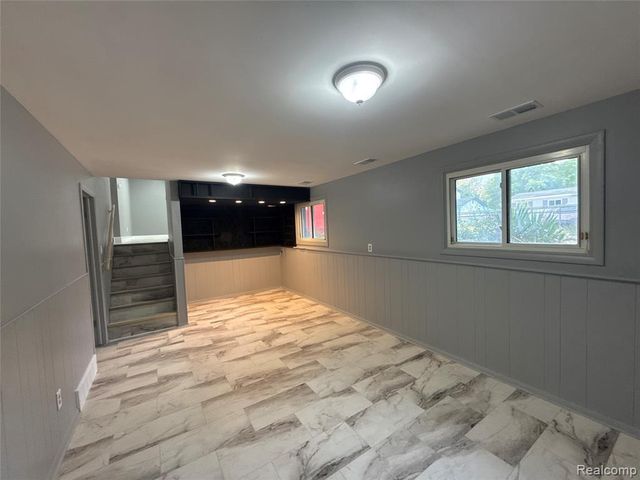3308 Spring Valley Drive, Flint, MI 48504
